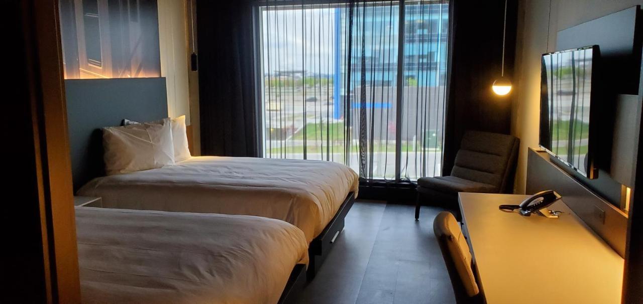 Grand Times Hotel Laval - Centropolis Exterior foto