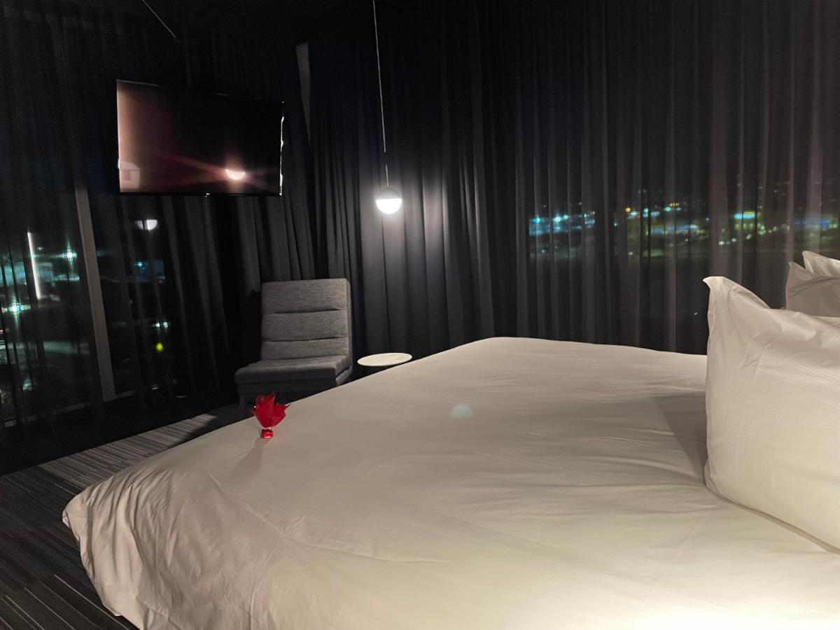 Grand Times Hotel Laval - Centropolis Exterior foto